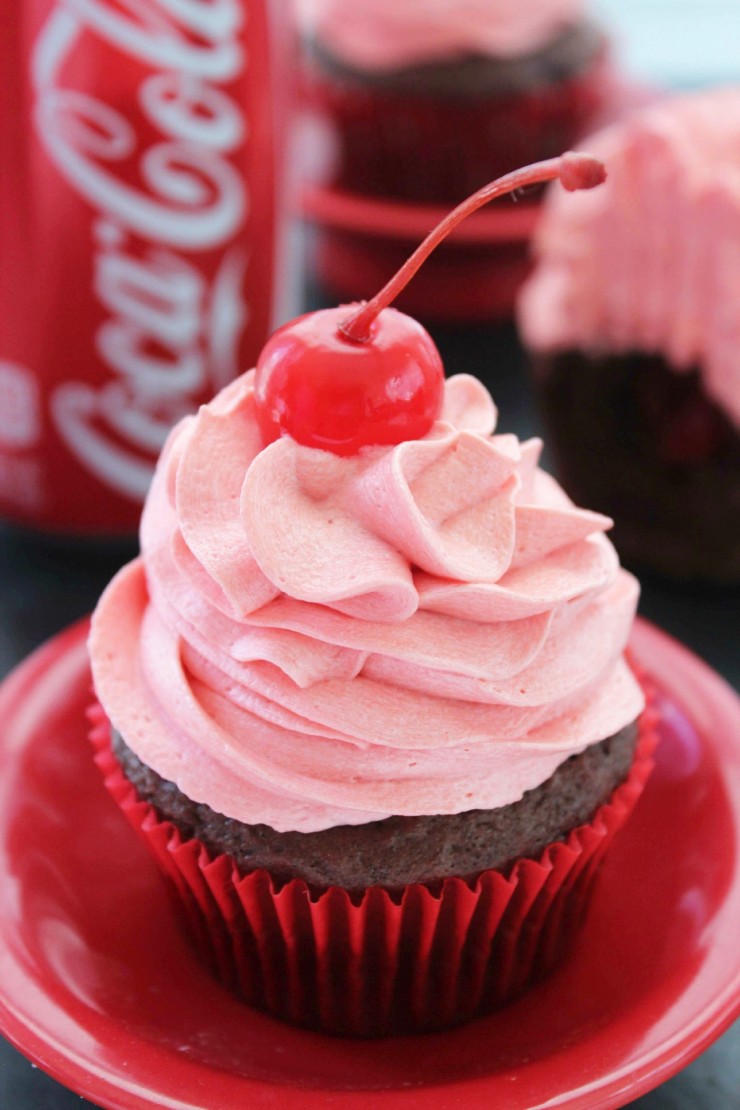  Capture all the flavours of Cherry Coke with these scrumptious Cherry Coke Cupcakes!