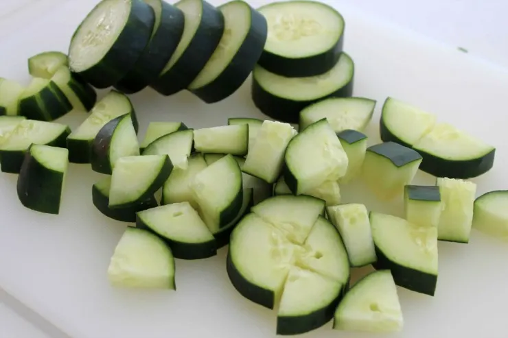 This Honeydew Cucumber Salad is the perfect summer side salad - cool and refreshing it pairs well with so mean meals!