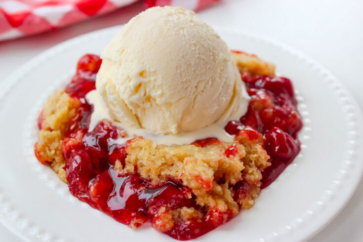 Slow Cooker Cherry Dump Cake