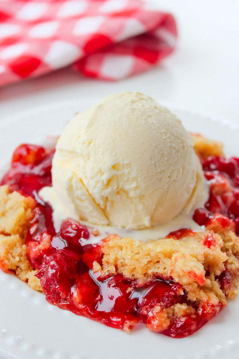 Slow Cooker Cherry Dump Cake