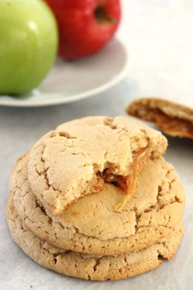 Caramel-Apple-Cider-Cookies