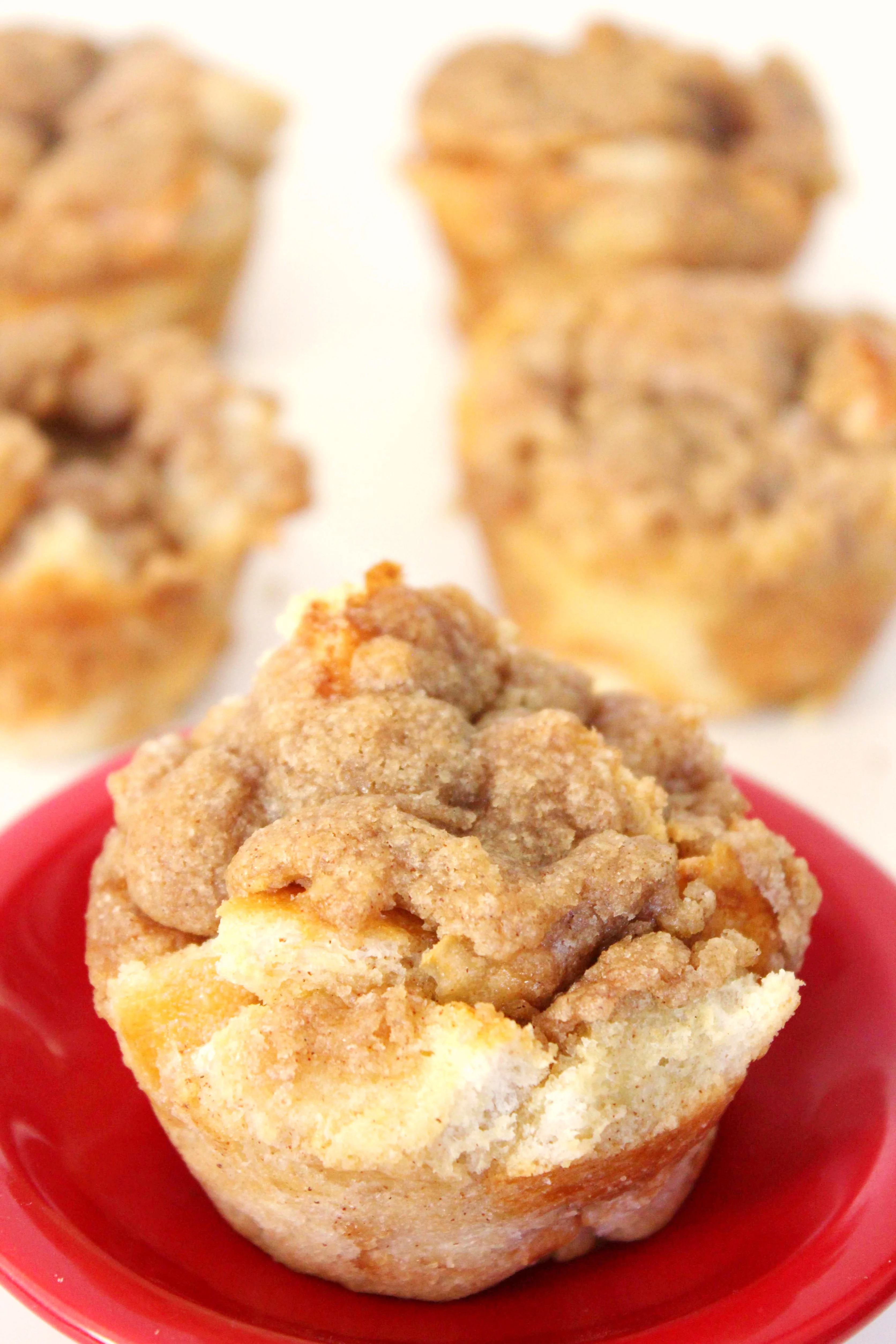 French Toast Muffins are a fun breakfast recipe that really changes things up with a classic food.