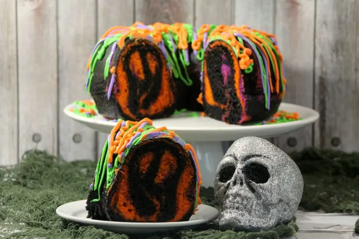 spooky-bundt-cake-4-4