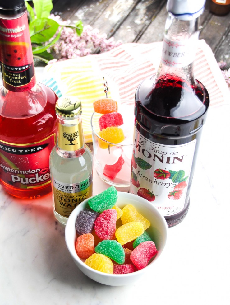 Do you love candy? Like, really love candy? Well then you're really going to love this Candy Kiss Cocktail - an epic candy-inspired cocktail for the sweet tooth. 