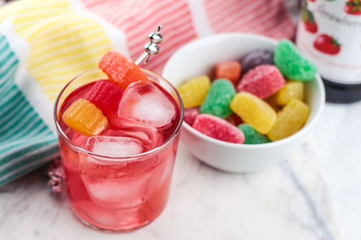 Do you love candy? Like, really love candy? Well then you're really going to love this Candy Kiss Cocktail - an epic candy-inspired cocktail for the sweet tooth. 