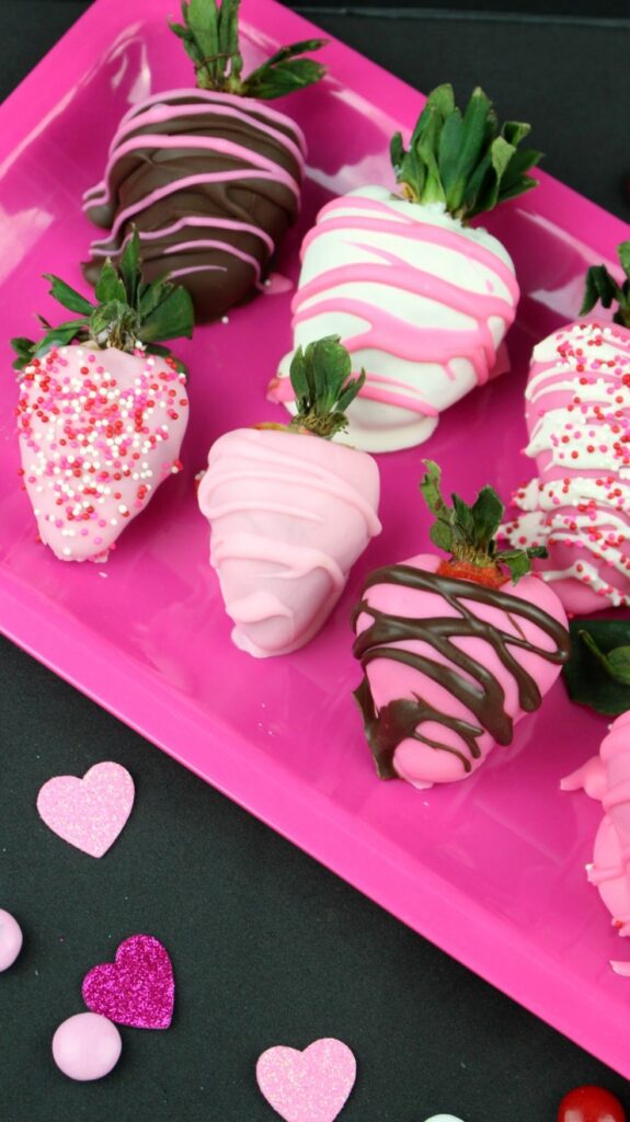 Valentine's Day Chocolate Covered Strawberries - Life Love Liz
