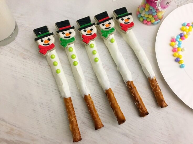 Snowmen Pretzel Rods