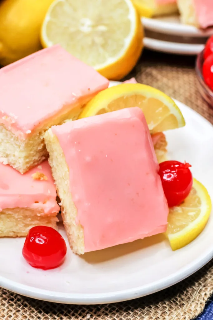 This easy Cherry Lemonade Bars recipe results in a sweet but tart bar smothered in a cherry flavoured glaze. A new favourite dessert bar!