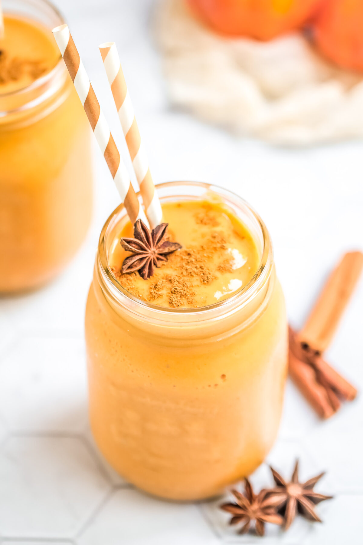 This sweet and creamy pumpkin pie smoothie tastes just like pumpkin pie filling. It’s perfect for a healthy and filling breakfast or dessert!