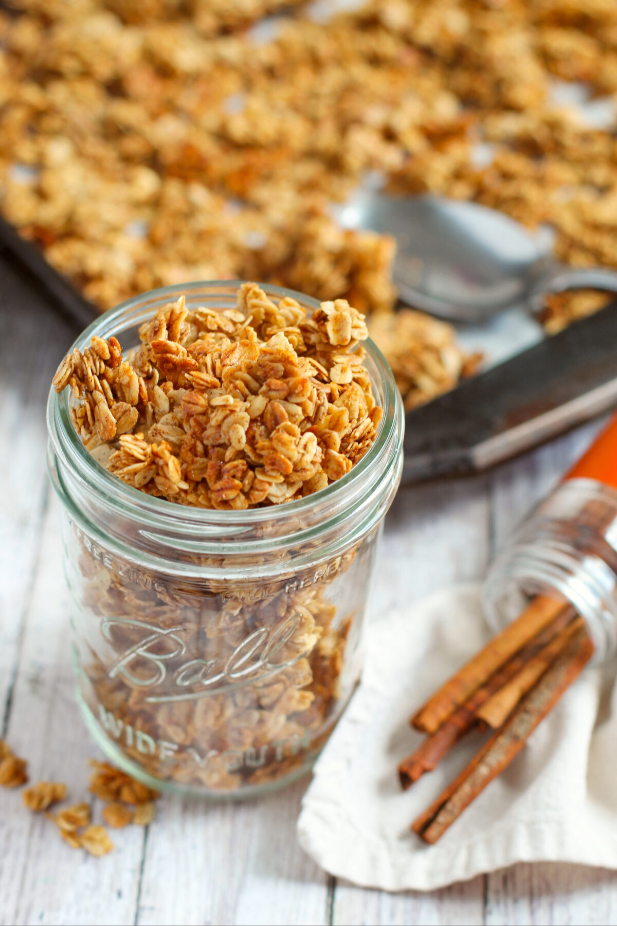 Check out this fun and festive homemade gingerbread granola recipe that is perfect for holiday breakfasts and snacking!