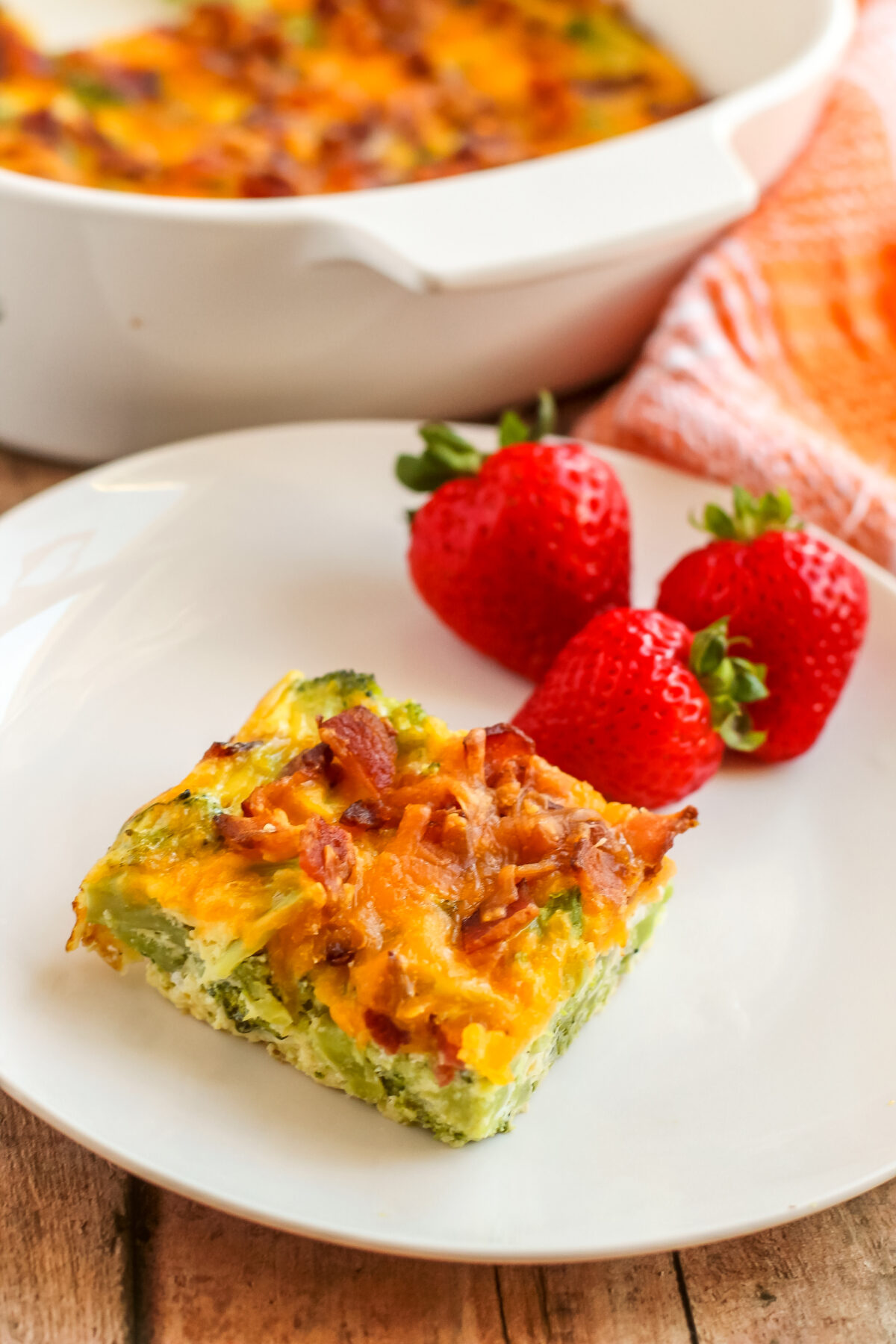 This keto overnight breakfast casserole recipe is the best way to start your day. It's also low carb, gluten free and super easy to make!