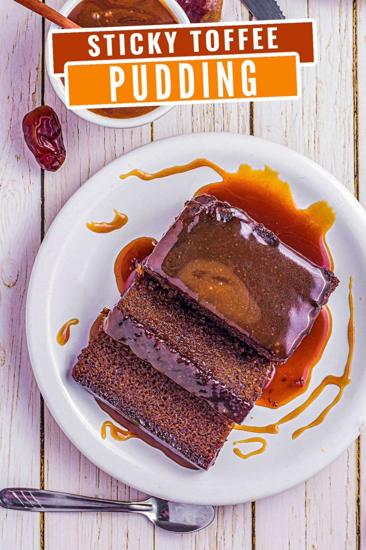 The perfect sticky toffee pudding recipe for you to make this Christmas. It's warm and gooey, comforting and satisfying.