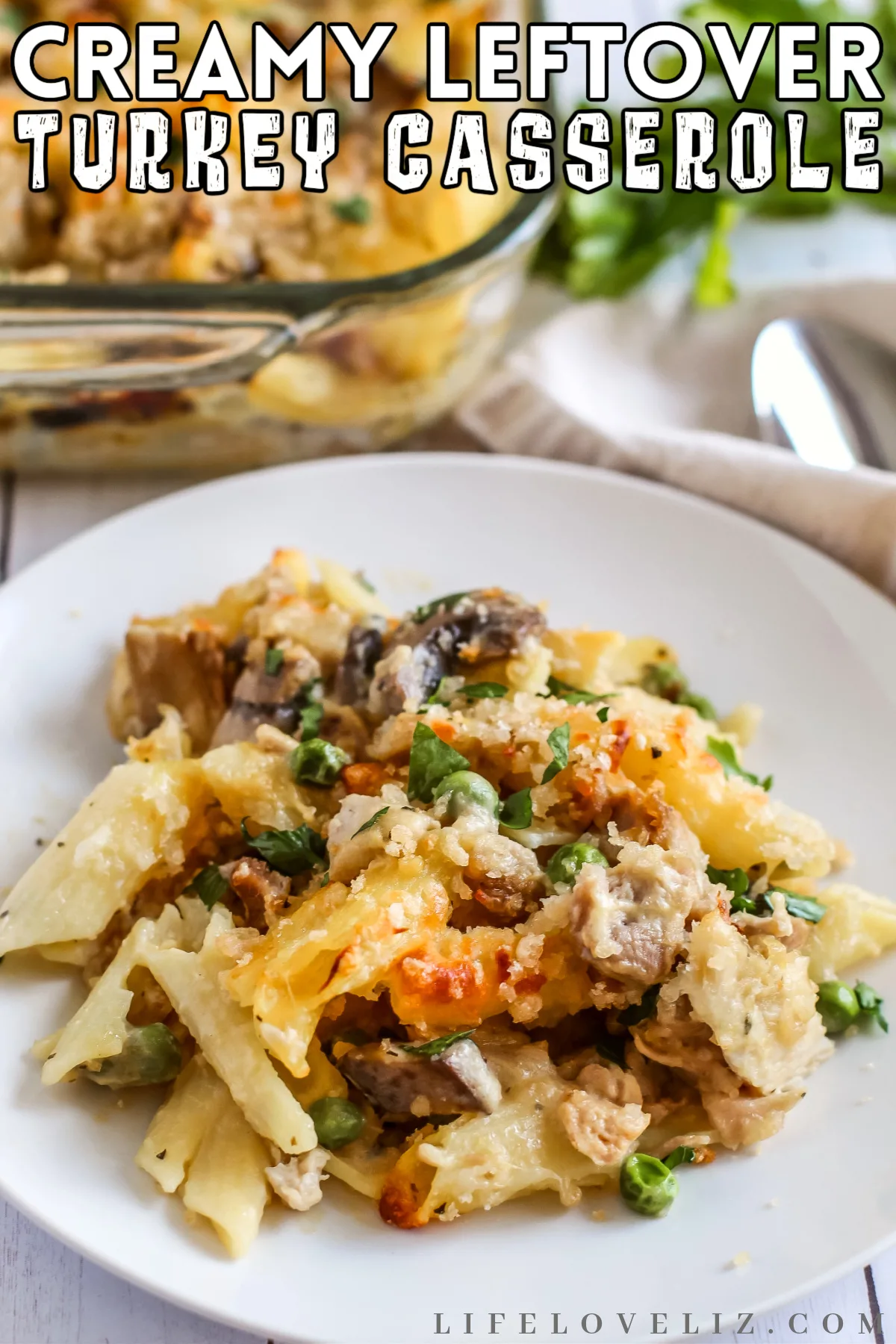 Looking for a new way to use up leftover turkey? This delicious creamy leftover turkey casserole recipe will satisfy your whole family!