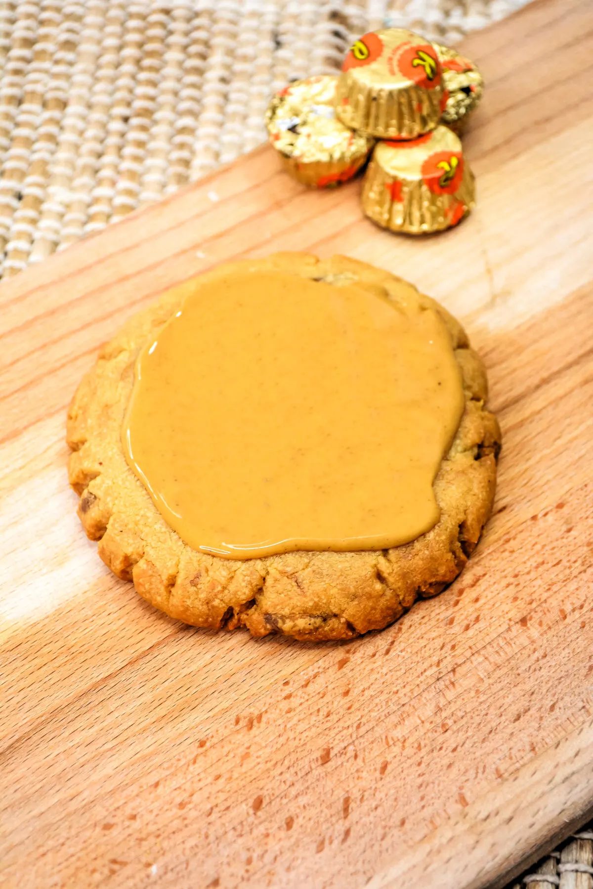 Peanut butter melted on top of the cookies.