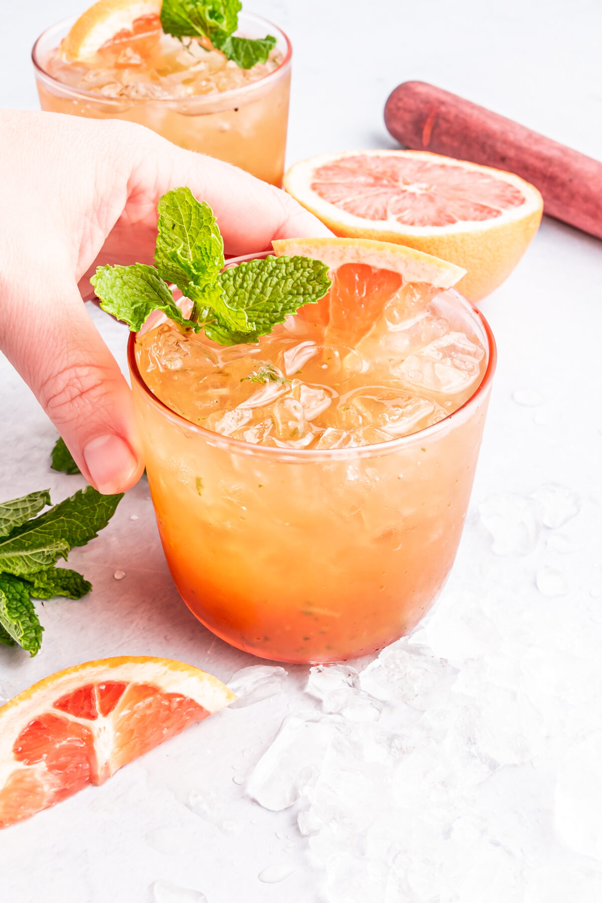 This smoky brown sugar grapefruit mojito recipe is a fruity, easy-to-make and refreshing drink that is great for any get together.