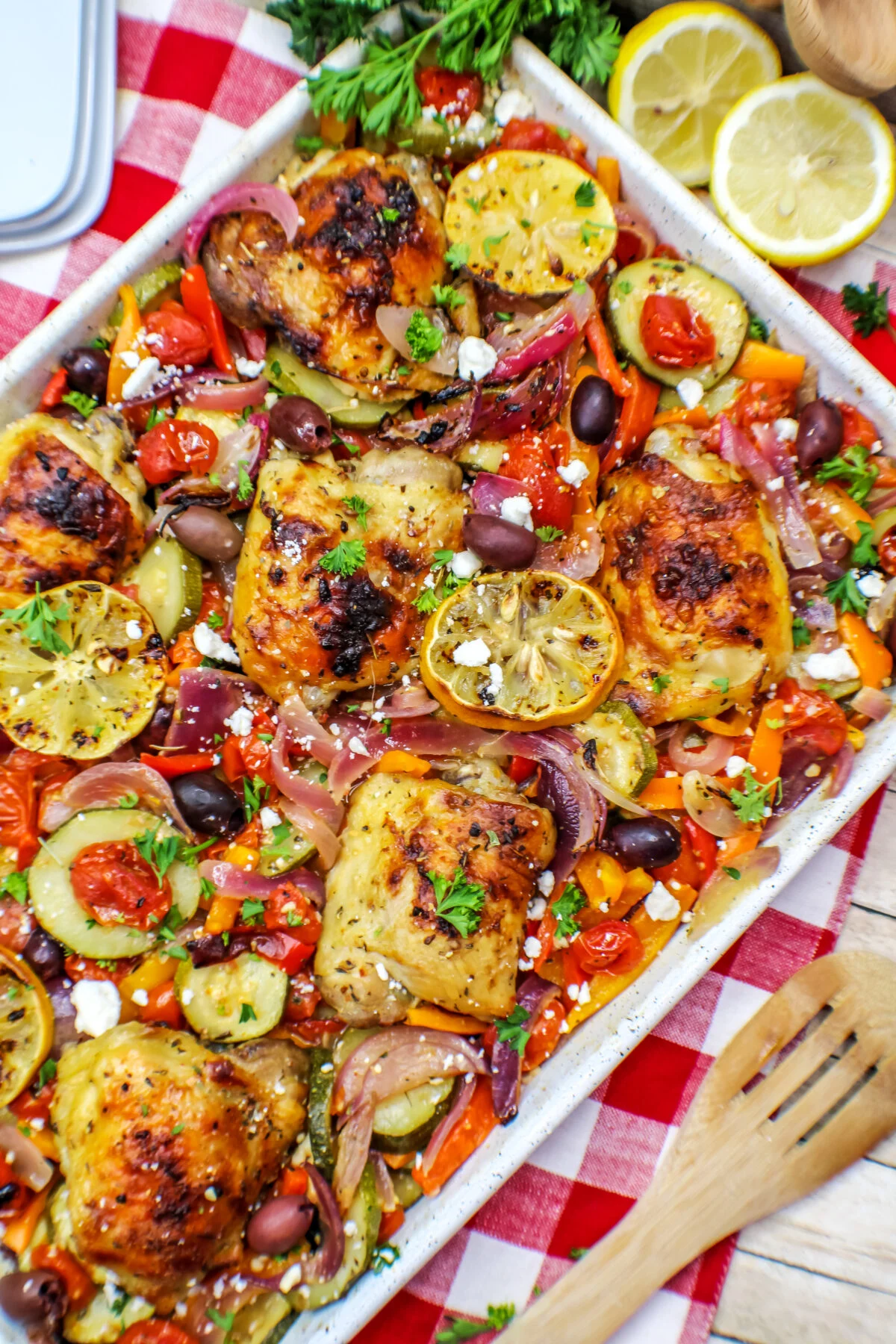 This Greek chicken sheet pan dinner is perfect for busy weeknights! Featuring Greek-inspired flavours, it's an easy family-friendly meal.