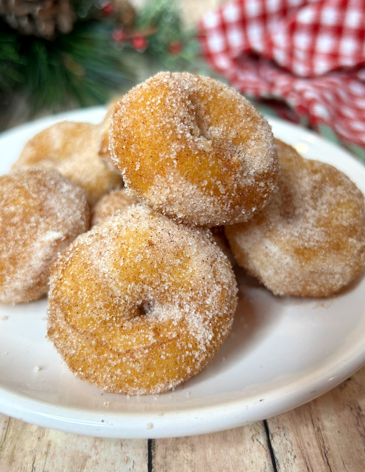 These delicious mini eggnog donuts are bite-sized, and full of flavour and holiday cheer; they're the perfect party treat or cozy snack.