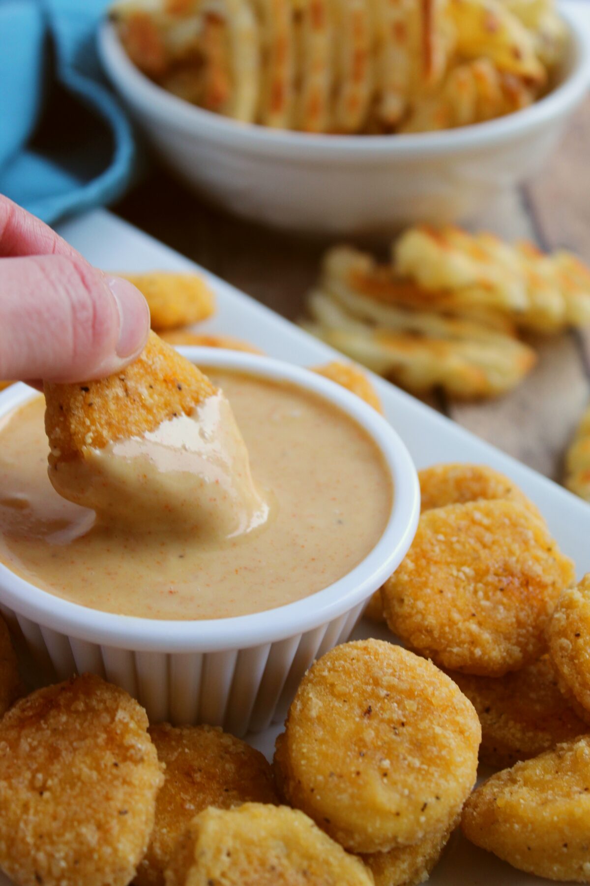 Discover our flavour-packed take on the iconic Chick-Fil-A Sauce. Perfect for food enthusiasts and fans alike, it's easier than you think!