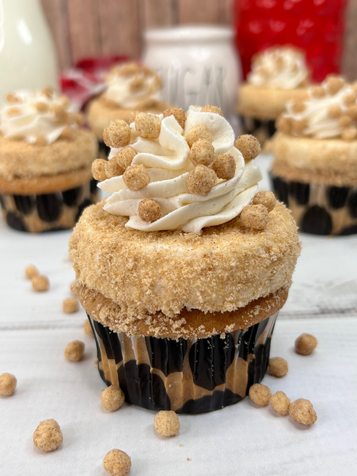 Indulge in the ultimate treat with our Cinnamon Toast Crunch Cupcakes recipe – a delightful blend of cinnamon spice and everything nice!
